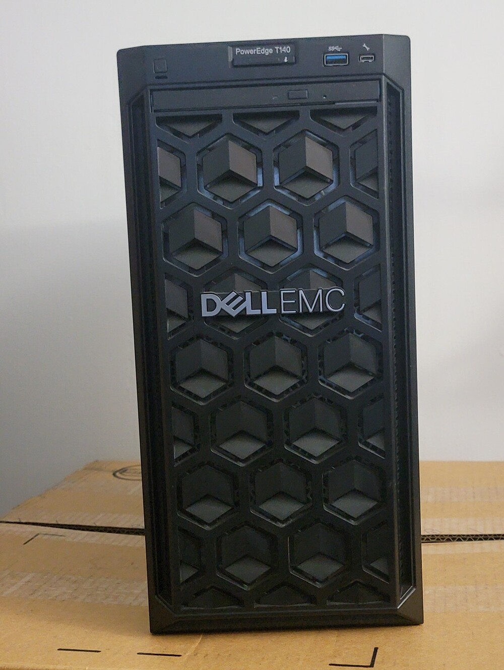Dell EMC PowerEdge T140 Tower Server - Black